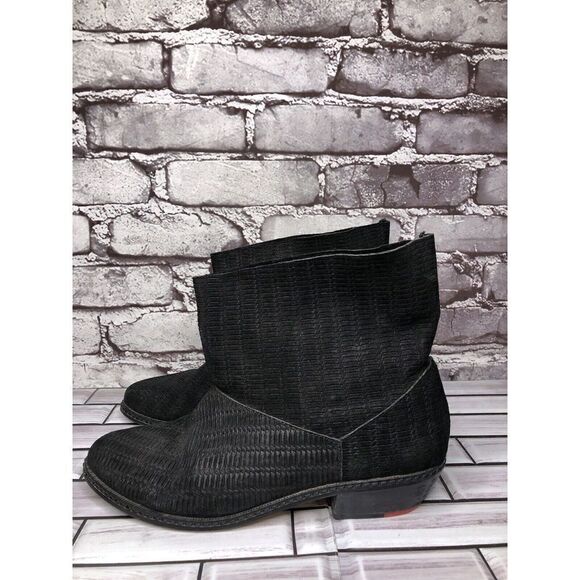 Joe's Black Suede Leather Casual Pull On Heeled Boots Women Sz 7M US/38EU - Picture 11 of 16